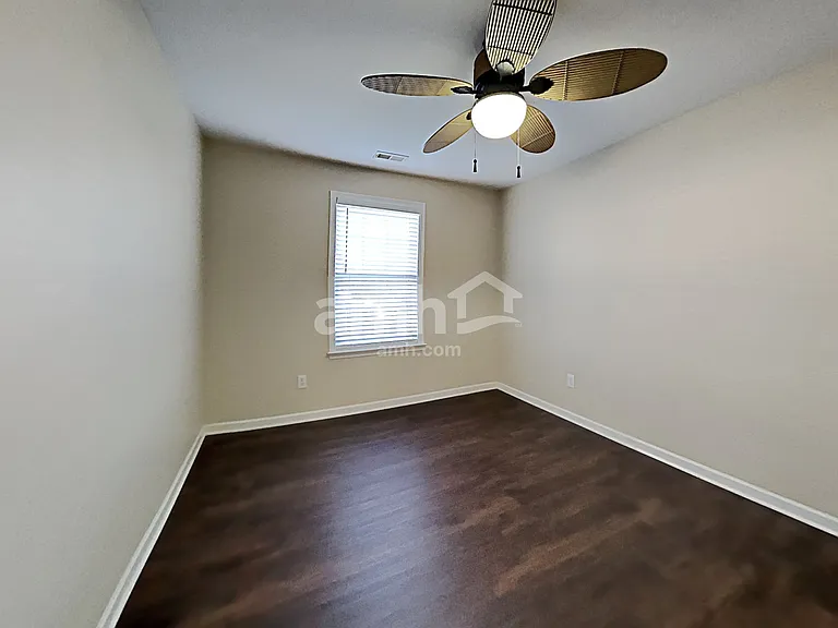 864 Brookdale Ln — Photo 22