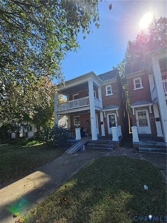 2 bed, 1.0 bath, 819 sqft, $750 — Photo 1
