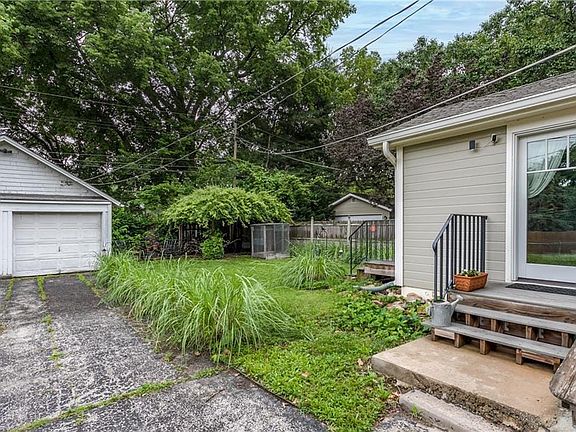 4th image of 5914 Holmes St