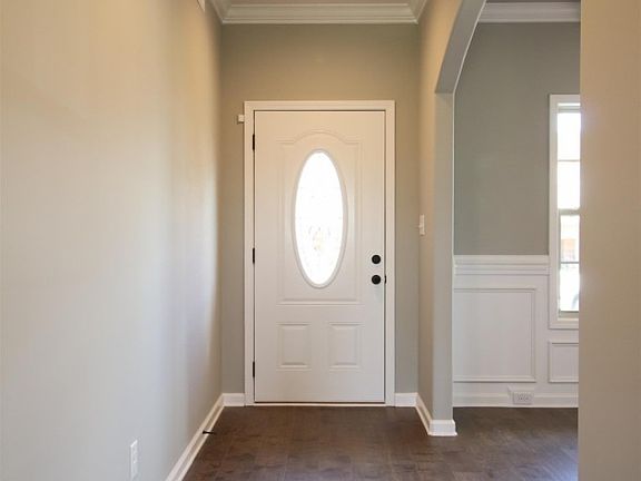 2nd image of 11 Mills Dr