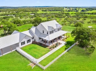 2454 McKinney Loop, Blanco, TX 78606