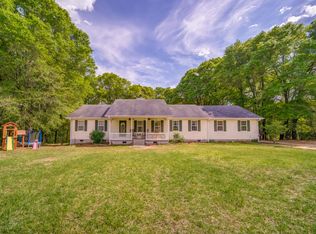 3121 Pedenville Rd, Concord, GA 30206