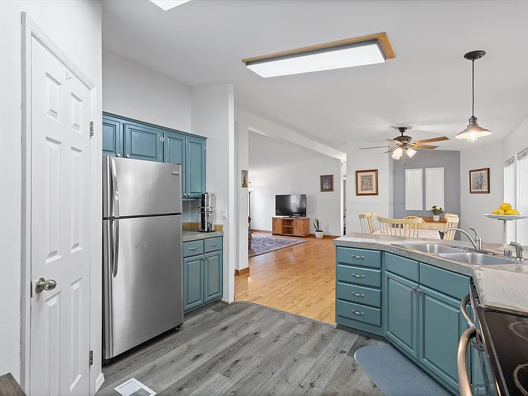 2347 N Chinook Ln — Photo 10