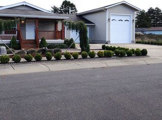 1120 Cedar Loop, Lakeside, OR 97449