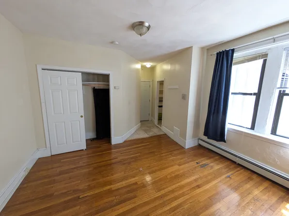77 Hancock St, Cambridge, MA