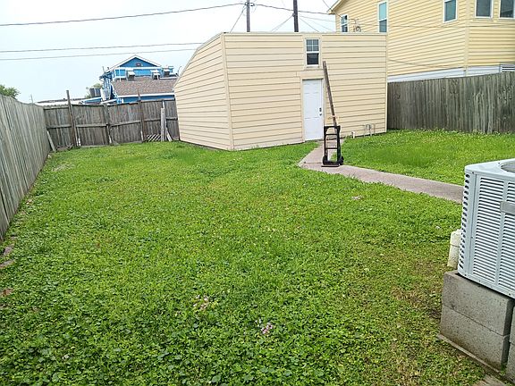 3rd image of 4920 Avenue K
