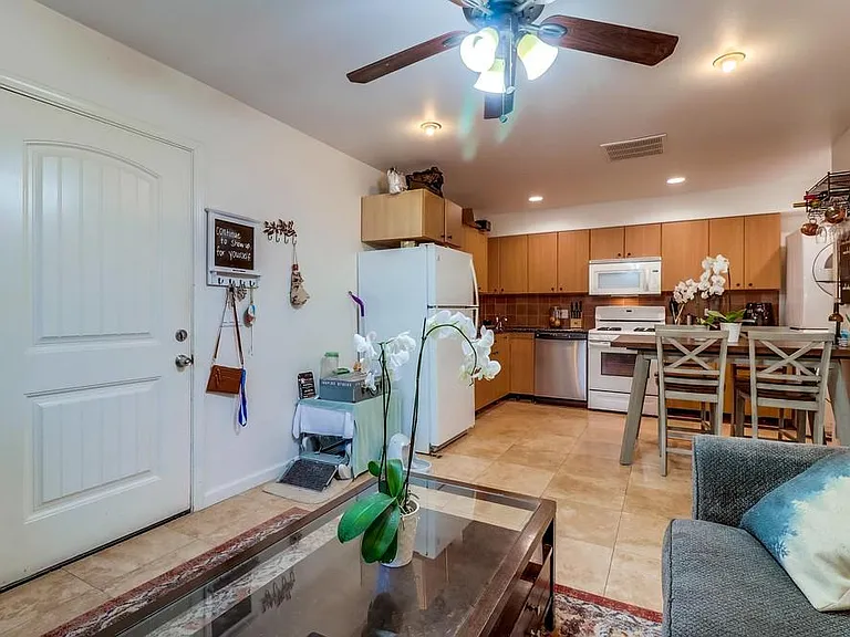 1859 Grand Ave #1857-1/2-1 — Photo 4