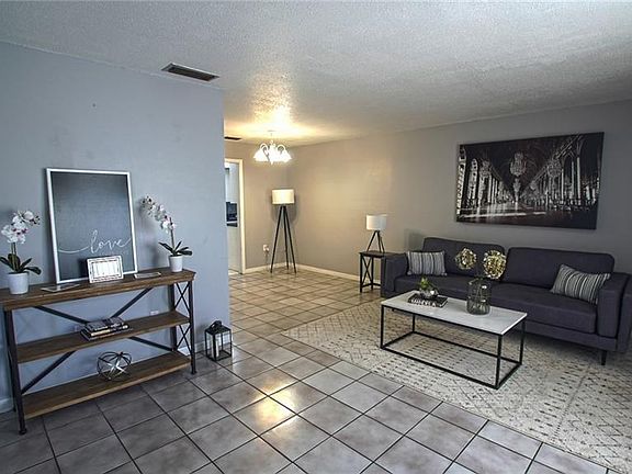 3rd image of 3475 Tanager Ln W