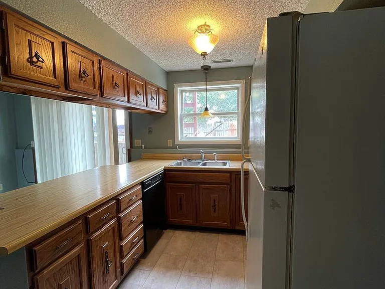 1326-1328 Babcock Blvd — Photo 14