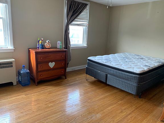 4th image of 4221 Teesdale St