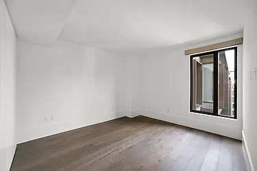 Rented by R New York