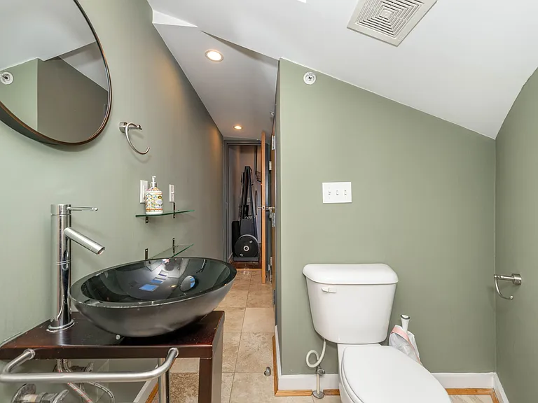 1417 Main St #5 — Photo 33