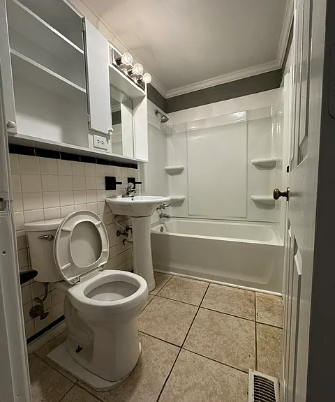 2414 Slay Dr — Photo 13