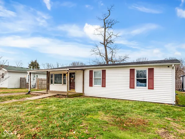 656 Clifty Dr, Columbus, IN 47201