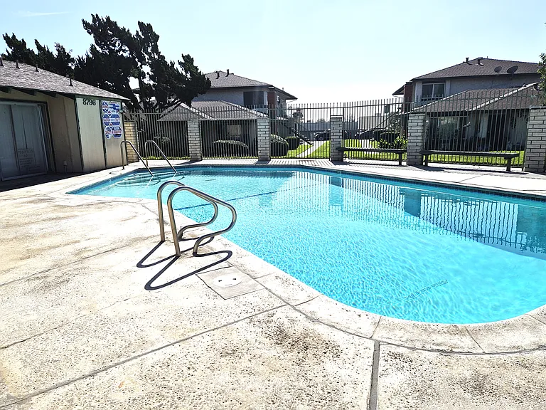 8732 Lomita Dr #C — Photo 17
