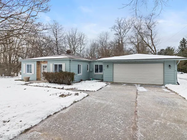 439 Benjamin St, Romeo, MI 48065
