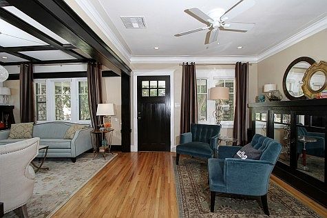 4th image of 1301 Oak Grove Dr