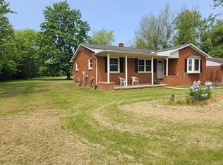 13179 Armstrong Rd, South Rockwood, MI 48179