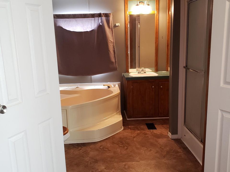 1st image of 4618 Skylark Dr
