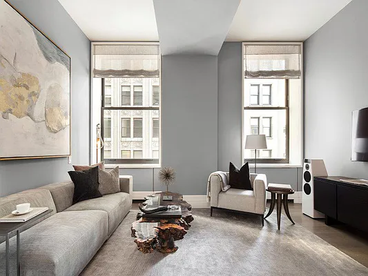 Sold by Sotheby's International Realty | media 32