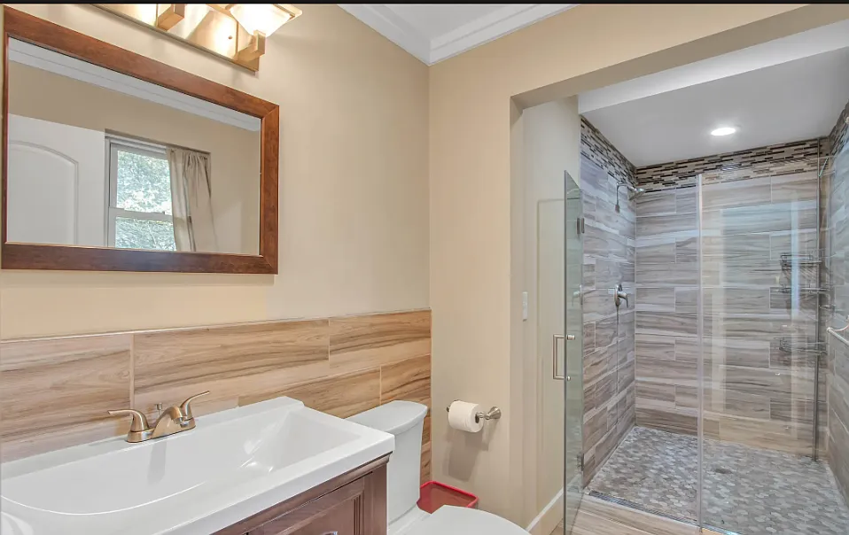 3 bed, 1731 sqft, $2,500 — Photo 3