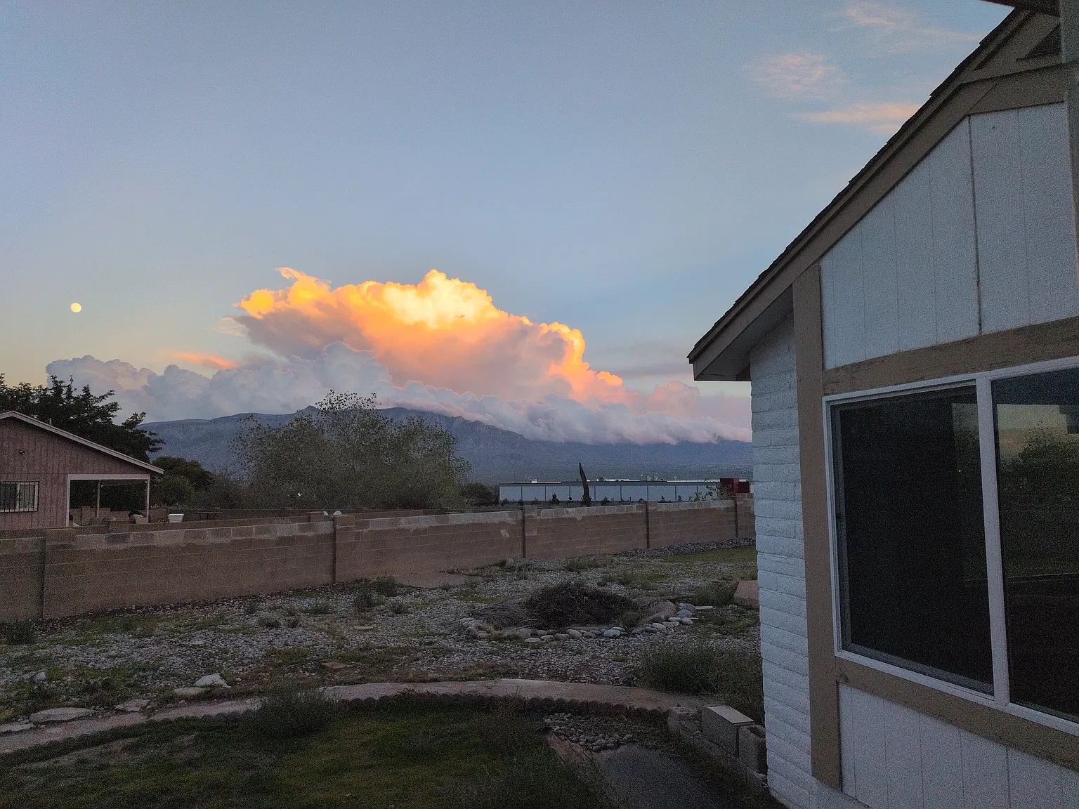 2 bed, 818 sqft, $2,150 — Photo 3