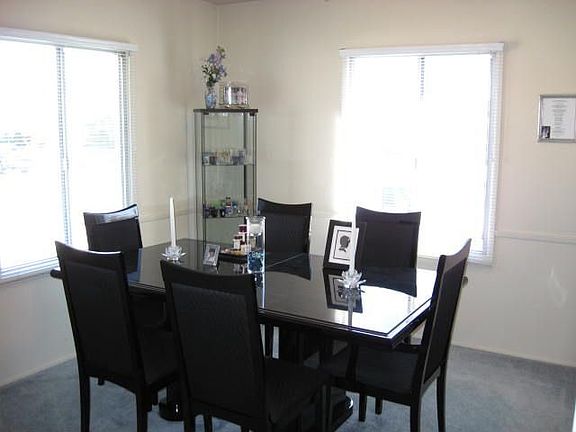Formal dining room