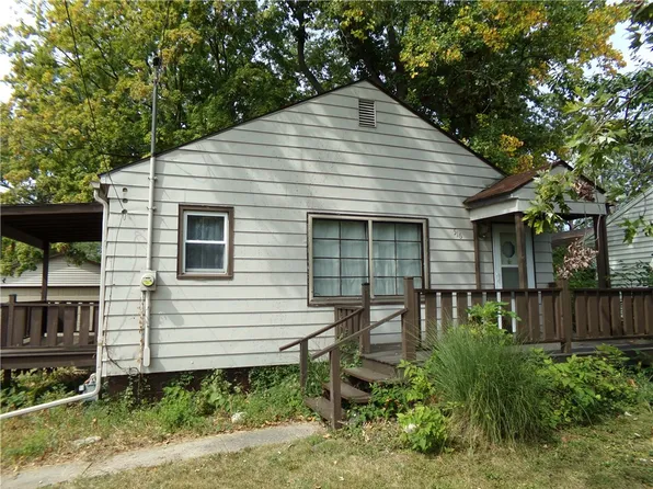 516 N Douglas St, Shelbyville, IL 62565