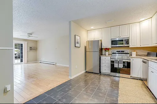14 Northbrook Dr Photo 1