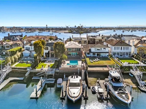 12 Harbor Is, Newport Beach, CA 92660