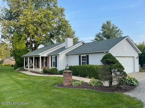 1810 Reel Dr, La Grange, KY 40031