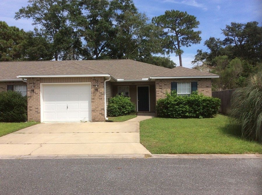 1st image of 1203 Chimera Ln