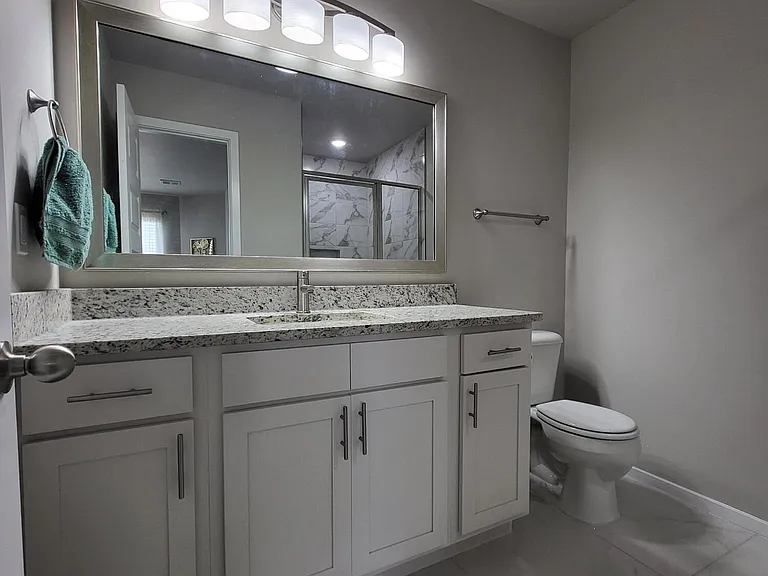 13865 Lorenz Ave — Photo 14