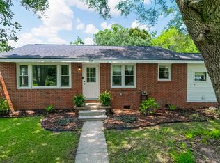 728 Windward Rd, Charleston, SC 29412