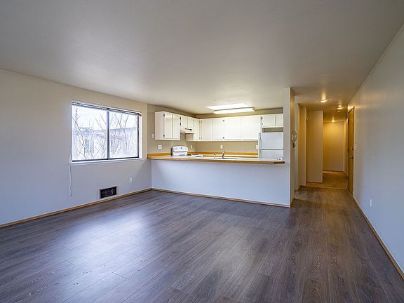 3rd image of 201 NW 39th St #307