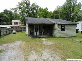1609 Sanderfer St, Athens, AL 35611