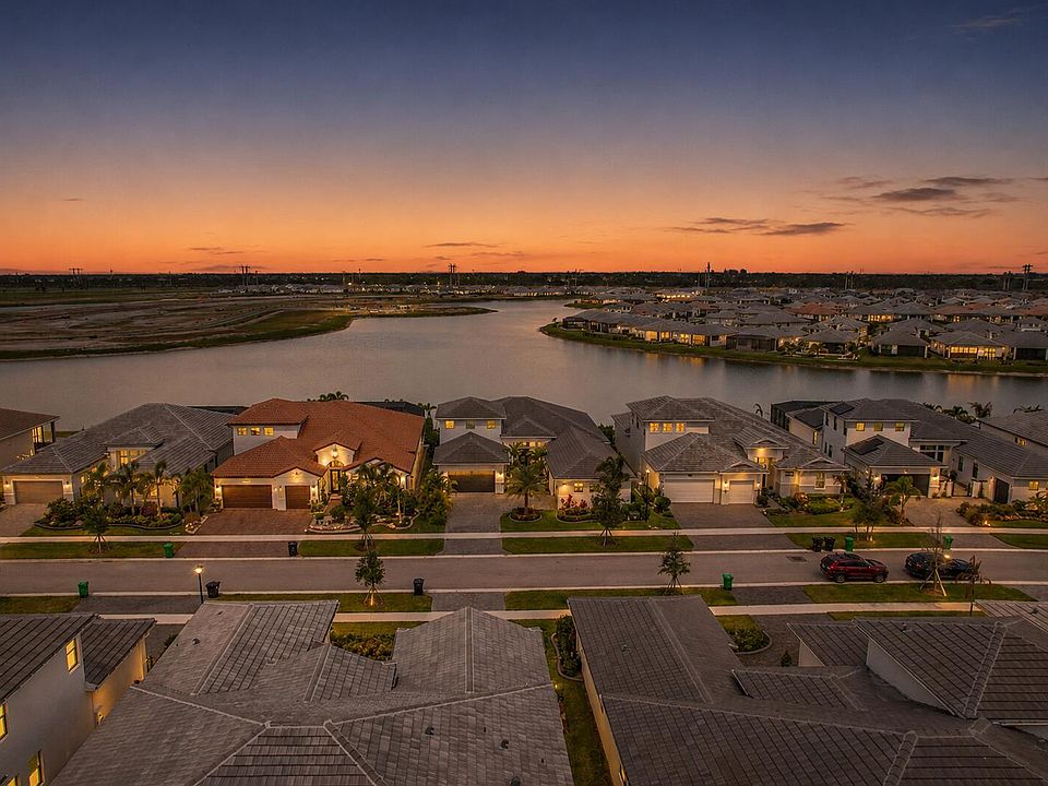 8596 SW Felicita Way, Port Saint Lucie, FL 34987 | MLS #B26031699