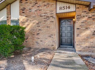 8514 Sikorski Ln, Dallas, TX 75228