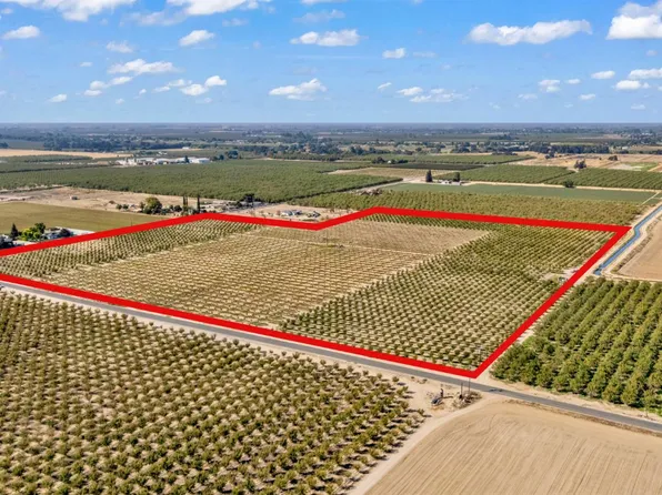 14806 Peach Ave, Livingston, CA 95334