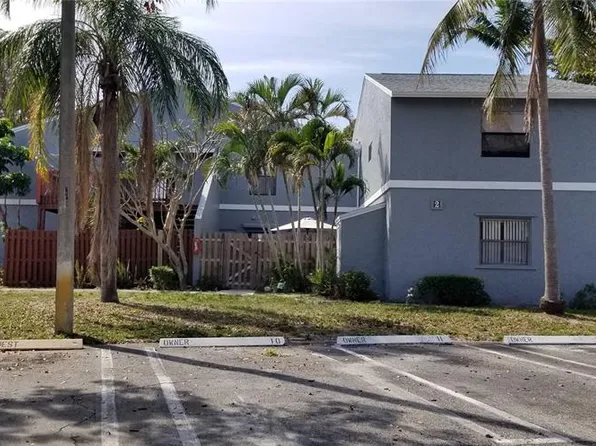 2 CROSSINGS CIRCLE #C, BOYNTON BEACH, FL 33435