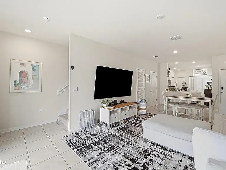 213 Pasadena Dr — Photo 18
