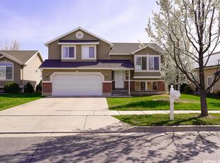 2237 W Craig Ln, Syracuse, UT 84075