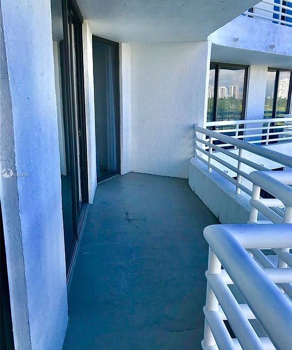 1st image of 3300 NE 192nd St APT 511