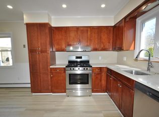155 Wallace St, Tuckahoe, NY 10707