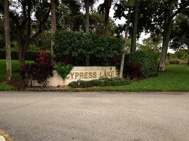 2nd image of 5061 NW 54th St
