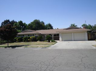 546 W Rialto Ave, Fresno, CA 93705
