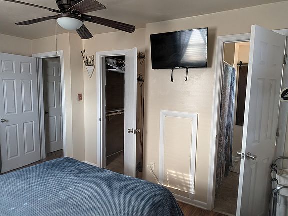 3rd image of 6204 White Elm Ct
