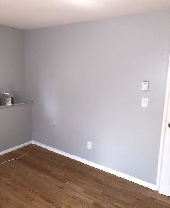 1st image of 18 Nelson Dr #1B