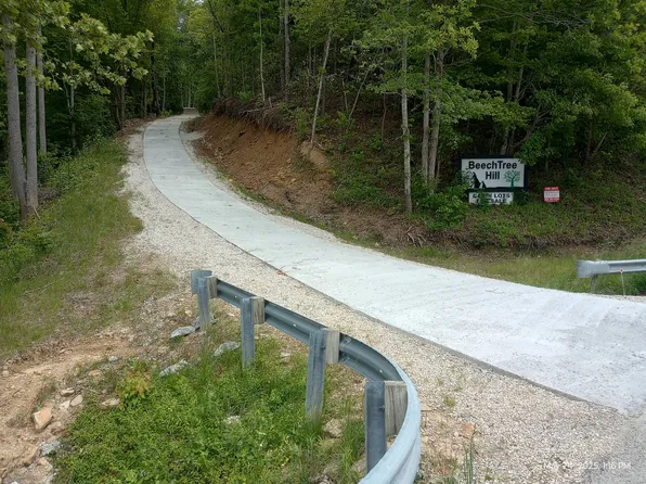 2 Beechtree Hill Ky #15, Campton, KY 41301