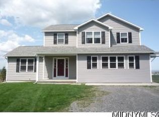 3905 Skyline Dr, Clinton, NY 13323